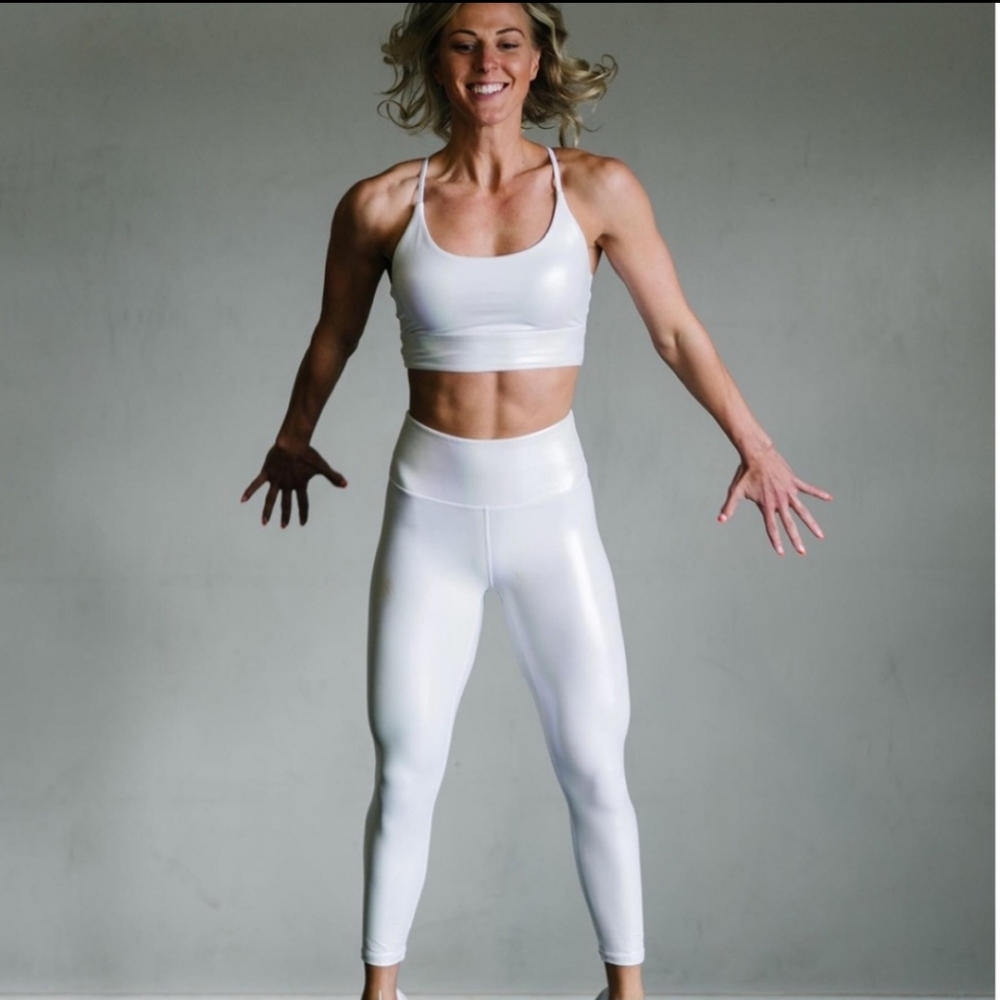 Zyia White Unicorn Luxe 7/8 24" size 6-8 Leggings